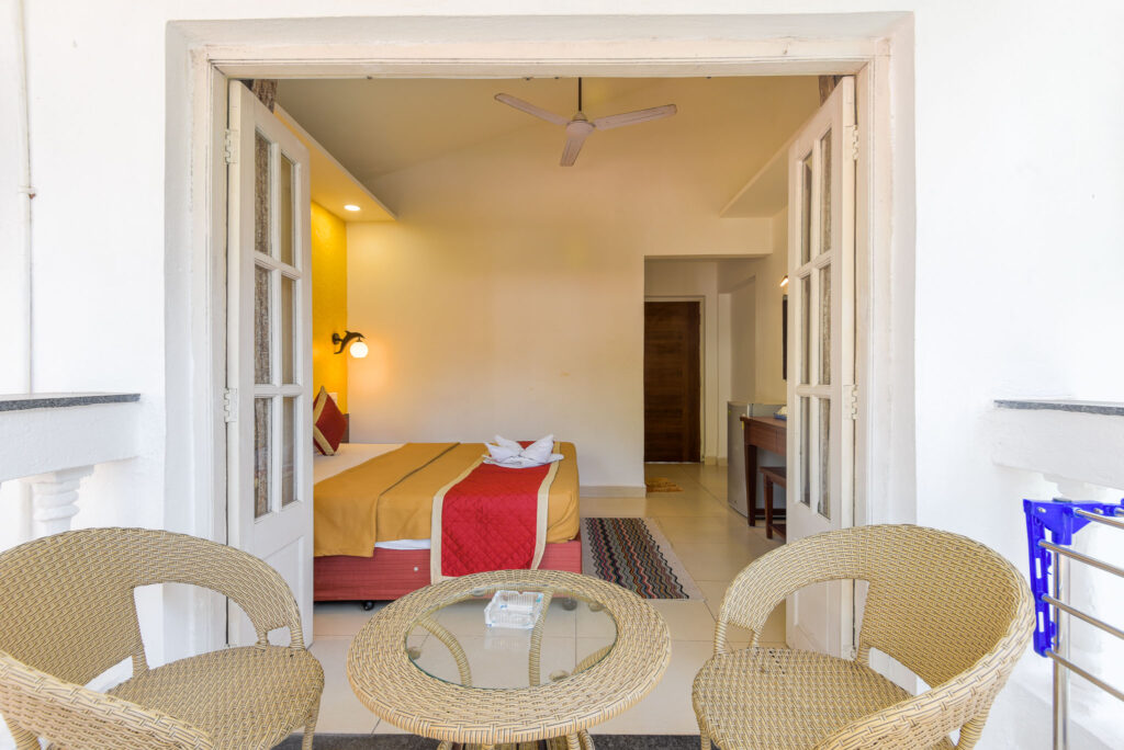 prmeium poool view room ave 3